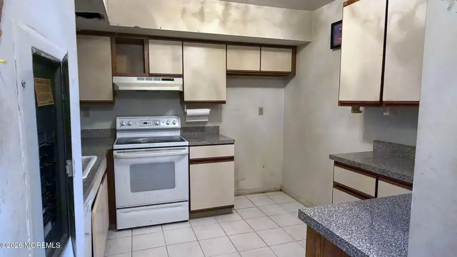 59 Tilia Court, Hamilton, NJ 08690 - #3