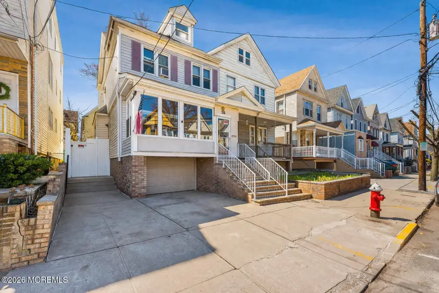 28 Willow Street, Bayonne, NJ 07002 - #2