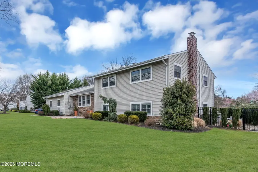 167 Cloverdale Circle, Tinton Falls, NJ 07724 - #2