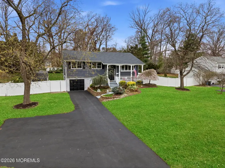 7 Annapolis Drive, Manalapan, NJ 07726 - #3