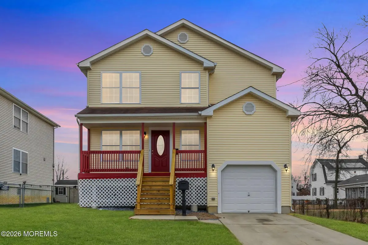 723 Woodland Avenue, Burlington, NJ 08016 - #1