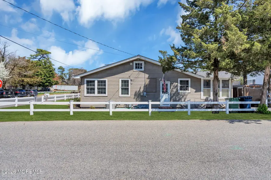 22 Harpoon Street, Beachwood, NJ 08722 - #2