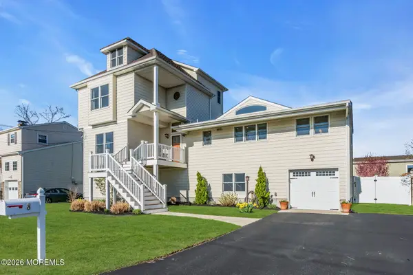 8 Bartine Street, Toms River, NJ 08753