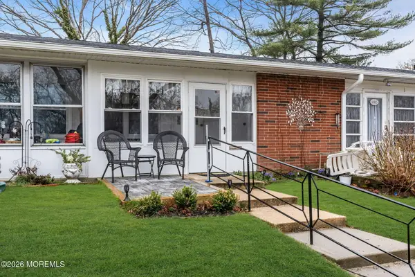 108 Edinburgh Lane #C, Lakewood, NJ 08701