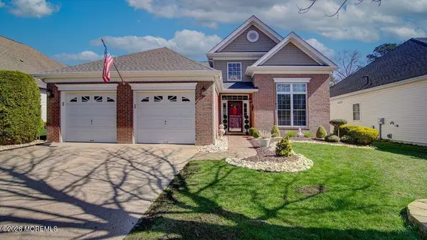 15 Crooked Stick Road, Jackson, NJ 08527