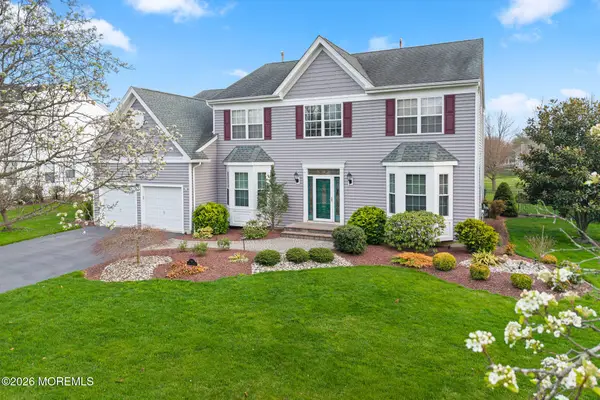 16 Heritage Drive, Allentown, NJ 08501