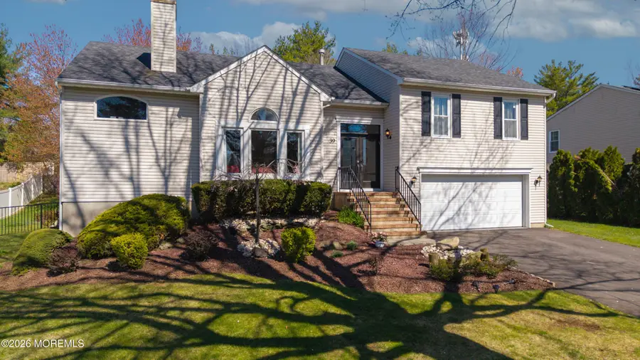 39 Royal Road, Freehold, NJ 07728 - #2