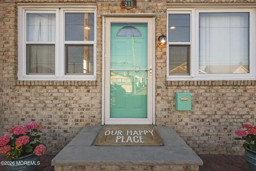211 Ocean Avenue, Point Pleasant Beach, NJ 08742 - #2