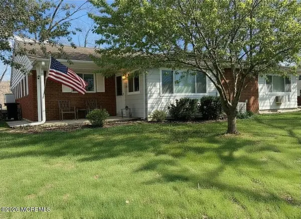 16 B Dove Street, Manchester, NJ 08759