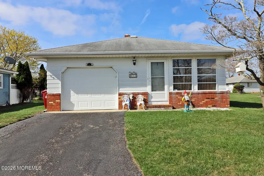 23 Capri Court, Toms River, NJ 08757 - #2