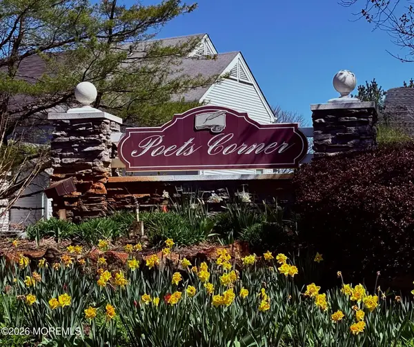 6 Kilmer Court, Freehold, NJ 07728