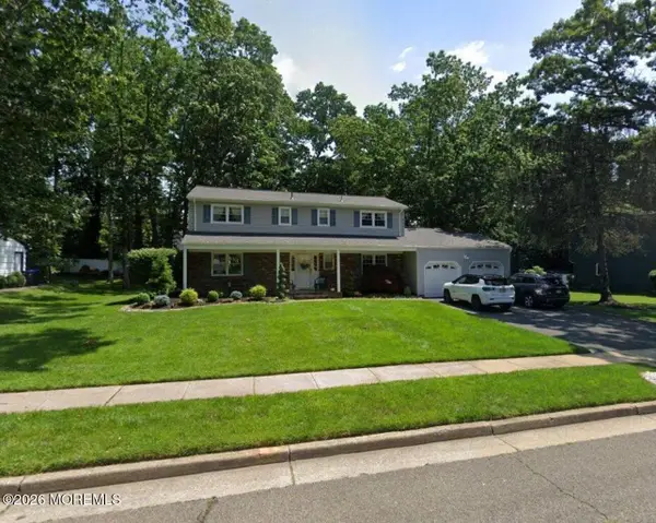 13 Bosko Drive, East Brunswick, NJ 08816