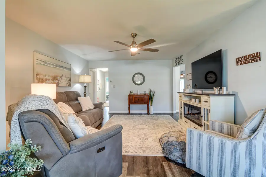 4 Eric Court, Brick, NJ 08723 - #3