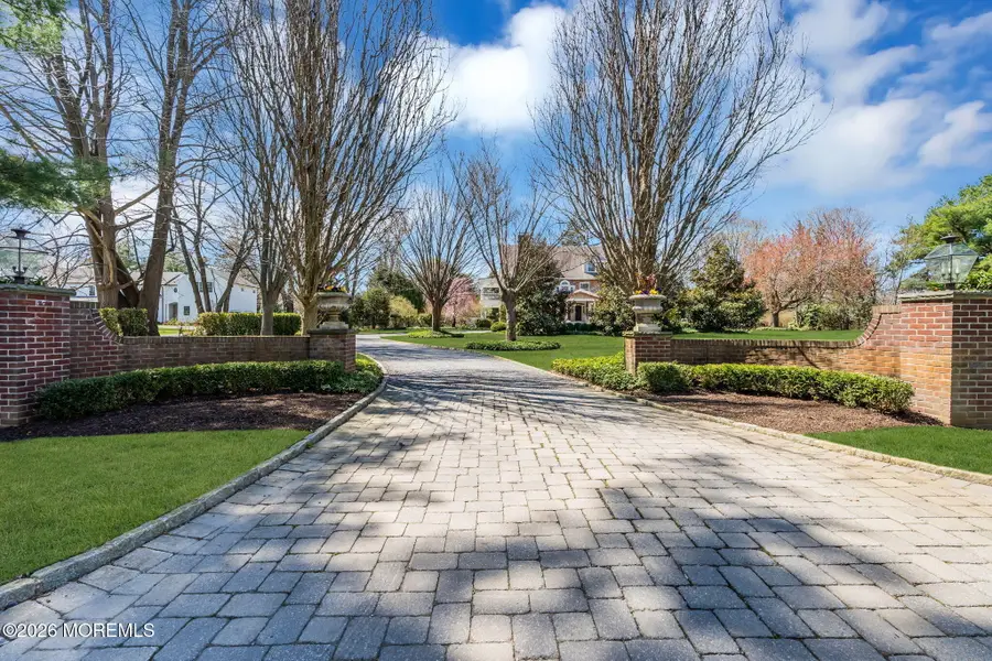 82 Buena Vista Avenue, Rumson, NJ 07760 - #2