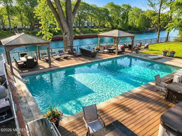 815 Hastings Lane, Point Pleasant, NJ 08742