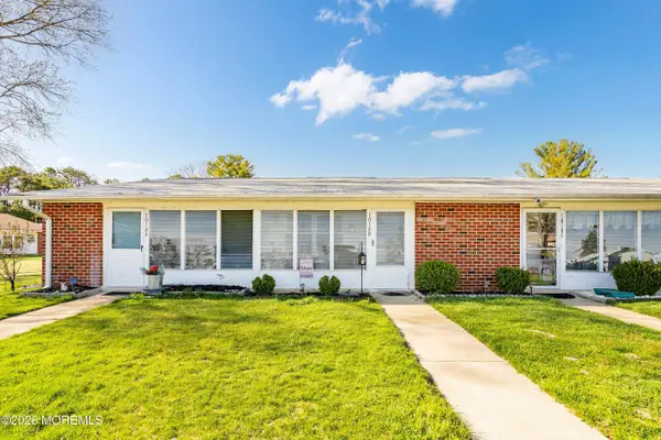 1018B Aberdeen Drive, Lakewood, NJ 08701