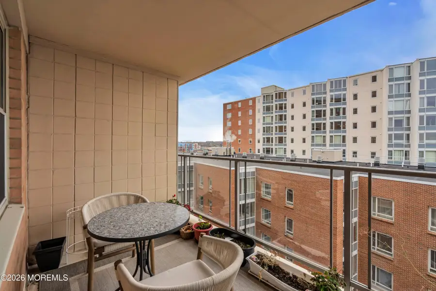 28 Riverside Avenue #6M, Red Bank, NJ 07701 - #2