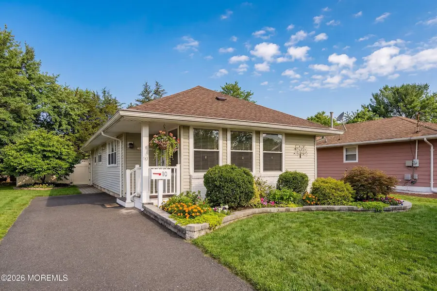 10 Acapulco Place, Toms River, NJ 08753 - #2