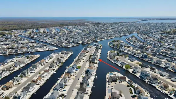 174 Bernard Drive, Manahawkin, NJ 08050