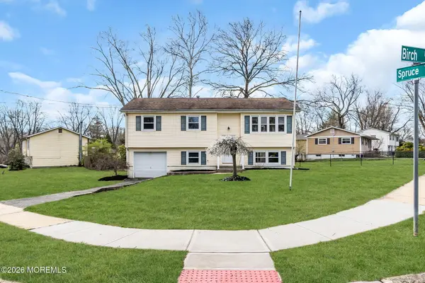 7 Spruce Terrace, Jackson, NJ 08527