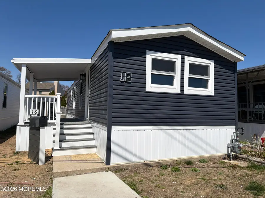 18 Mary Ann Court, Hazlet, NJ 07734 - #2