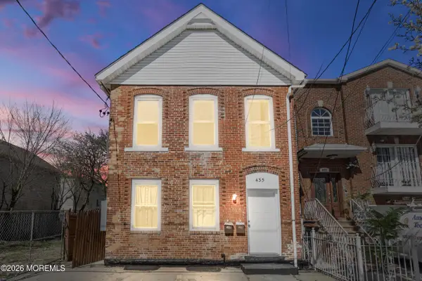 435 17th Street, Newark, NJ 07103