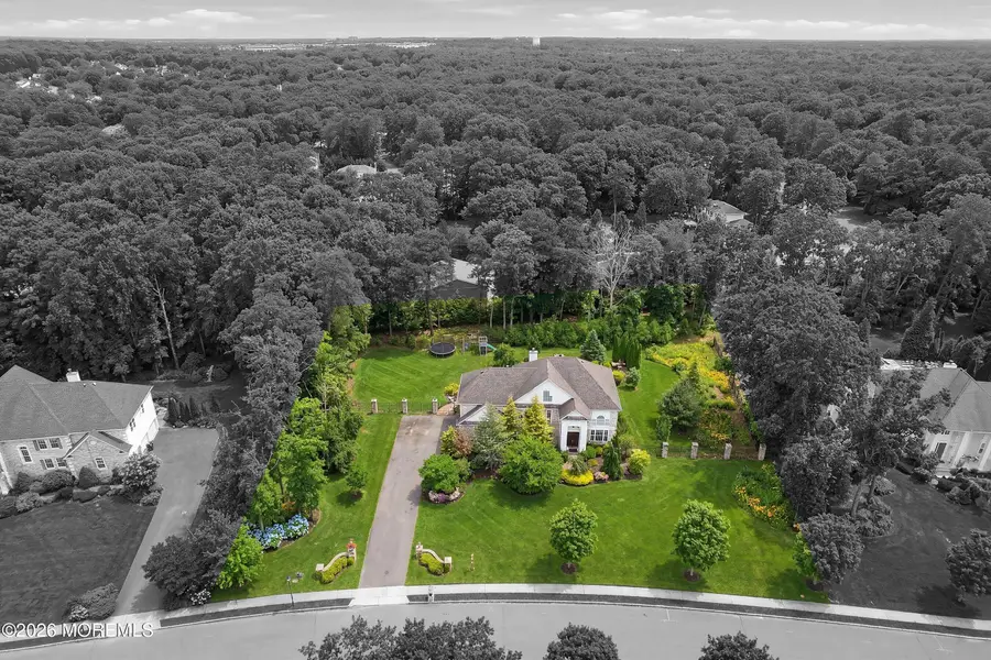 17 Meadow Run Court, Jackson, NJ 08527 - #3