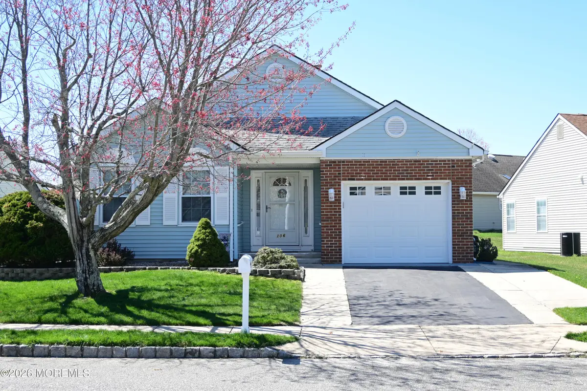106 Chesterfield Lane, Toms River, NJ 08757 - #1