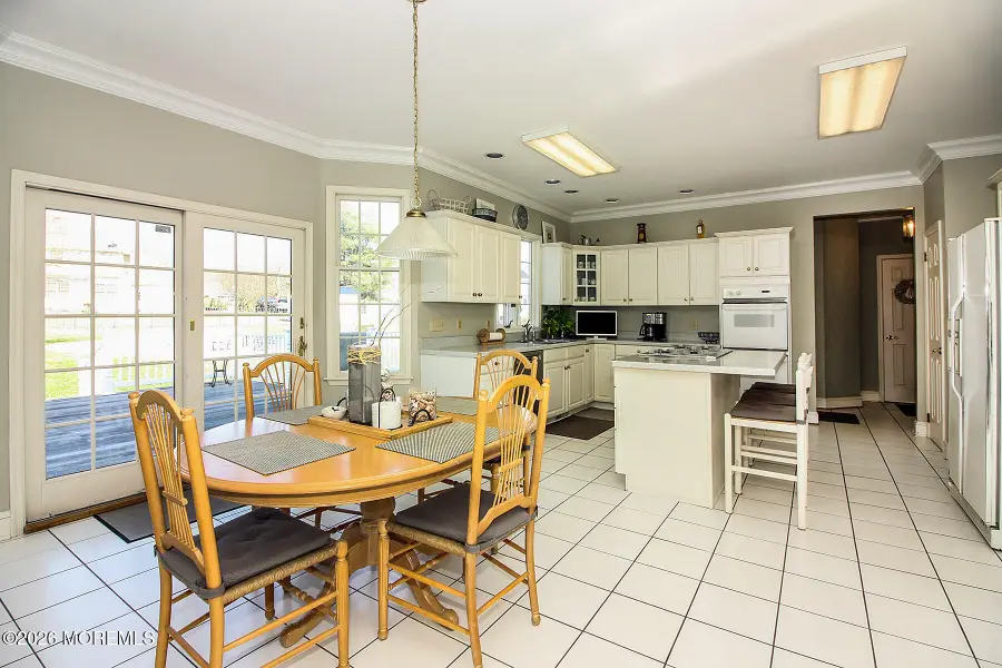 38 Dansbury Court, Freehold, NJ 07728 - #2