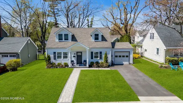 11 Borden Street, Shrewsbury Boro, NJ 07702