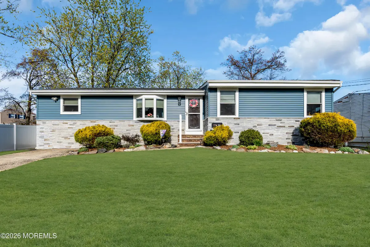 36 Dartmouth Drive, Hazlet, NJ 07730 - #1