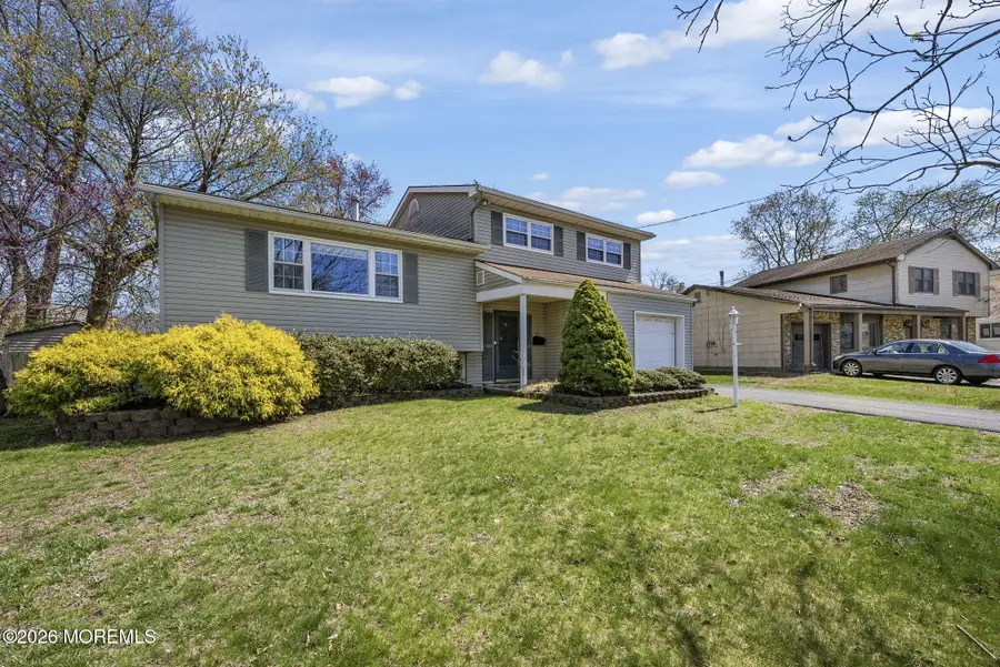 17 Dublin Lane, Hazlet, NJ 07730 - #3