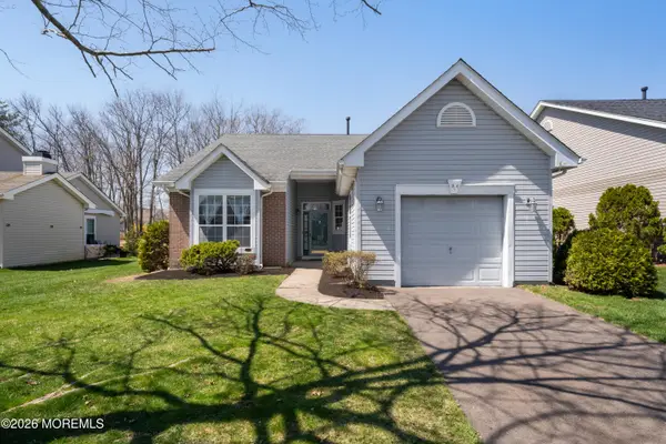 84 Chain Boulevard, Bayville, NJ 08721