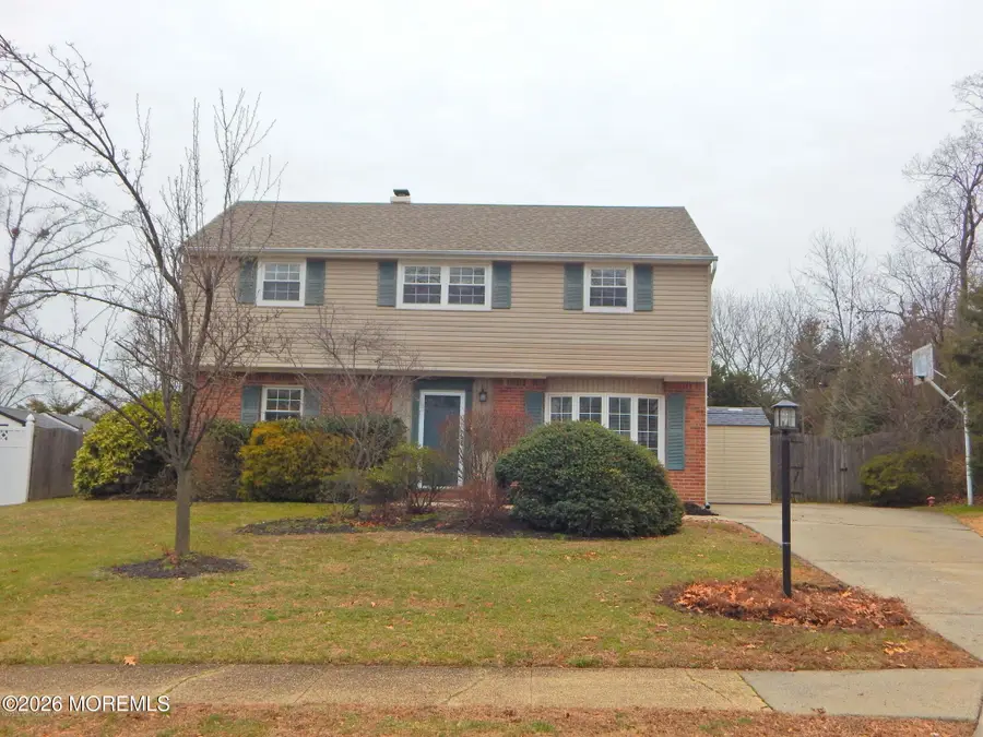 19 Peachtree Road, Oakhurst, NJ 07755 - #2