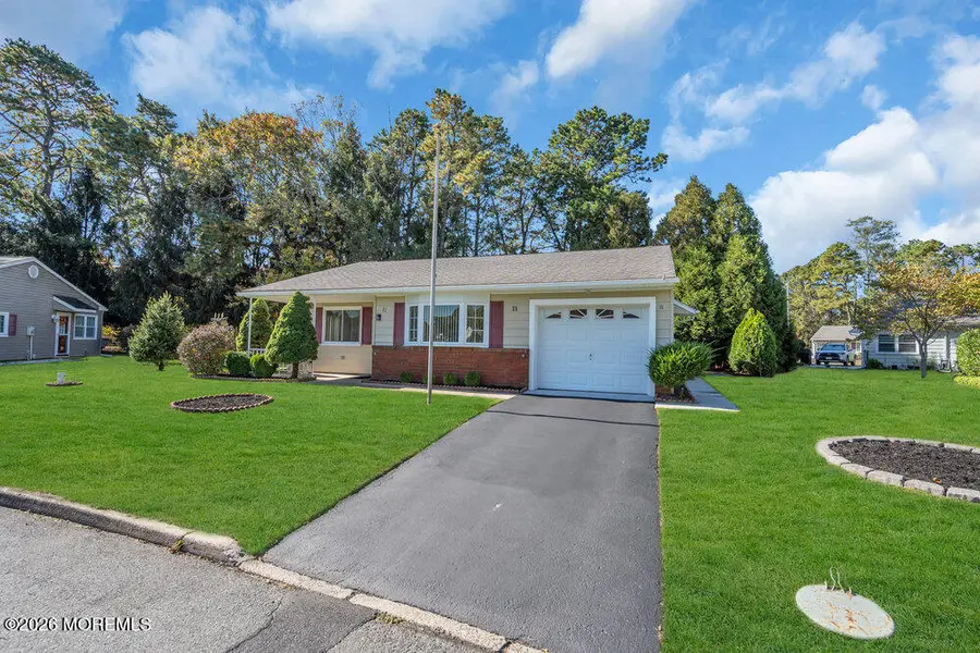 11 Vermont Way, Whiting, NJ 08759 - #2