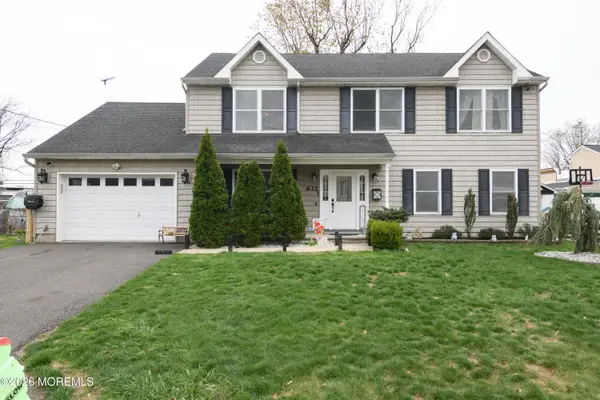 632 Washington Avenue, Union Beach, NJ 07735