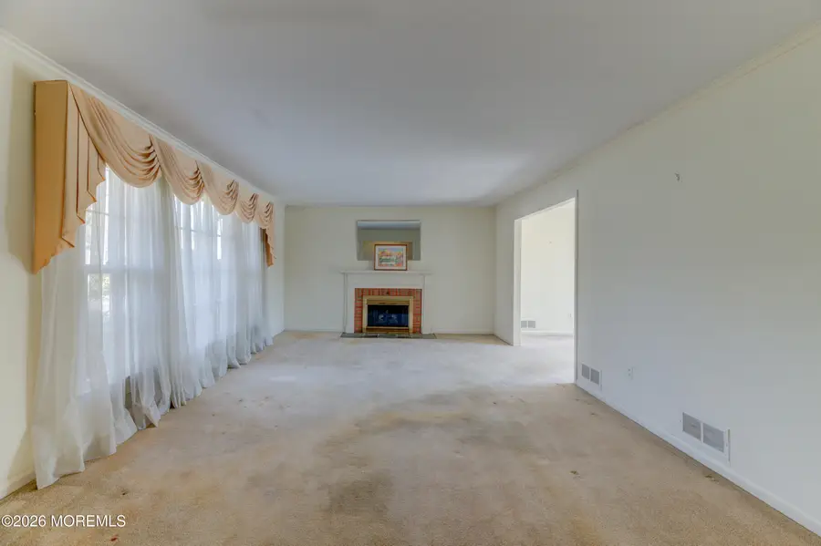 25 Buttonwood Drive, Fair Haven, NJ 07704 - #3