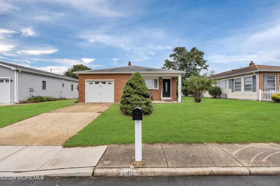 40 Bonaire Drive, Toms River, NJ 08757 - #3