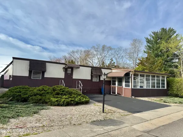 1507 Calm Way, Toms River, NJ 08755