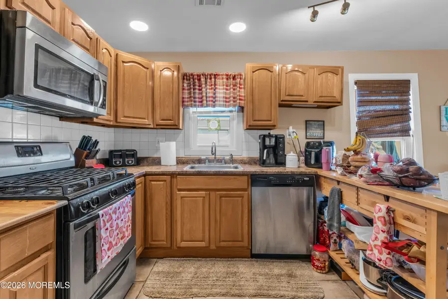 140 7th Street, Hazlet, NJ 07734 - #3