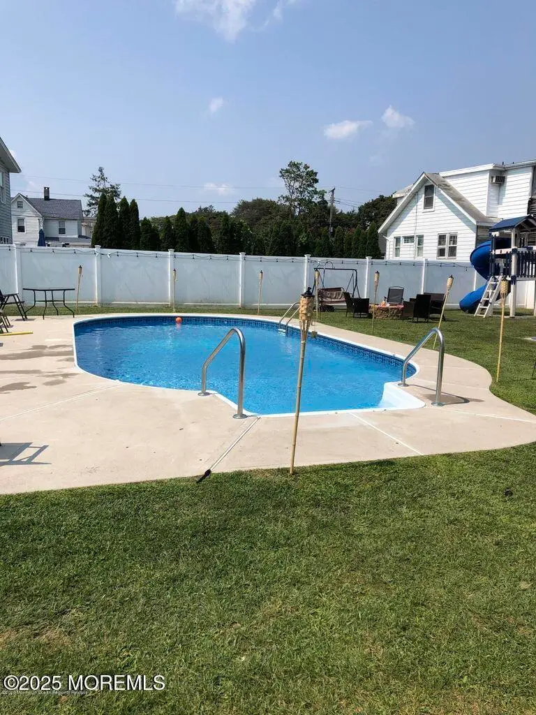 317 Roosevelt Avenue, Oakhurst, NJ 07755 - #3