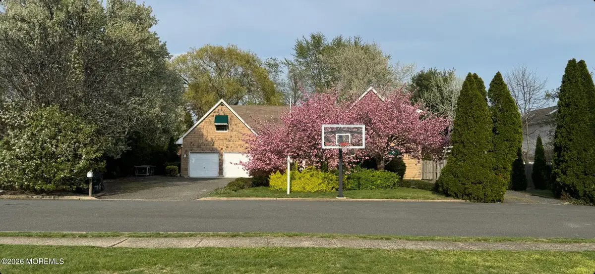 812 Mistletoe Avenue, Point Pleasant, NJ 08742 - #1