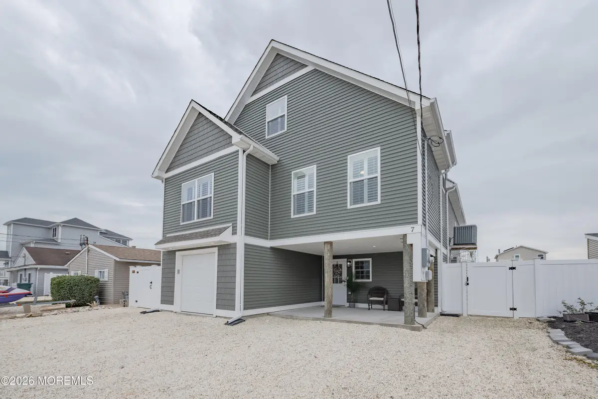 7 Thames Road, Mystic Island, NJ 08087 - #1