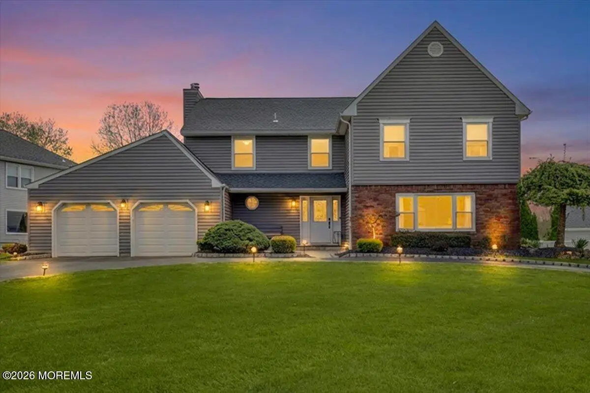 29 Nashua Drive, Marlboro, NJ 07746 - #1