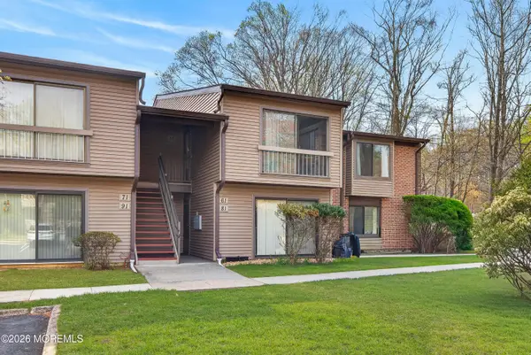 61 Hancock Court, Red Bank, NJ 07701