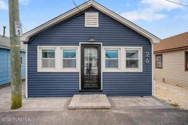 26 5th Lane, South Seaside Park, NJ 08752