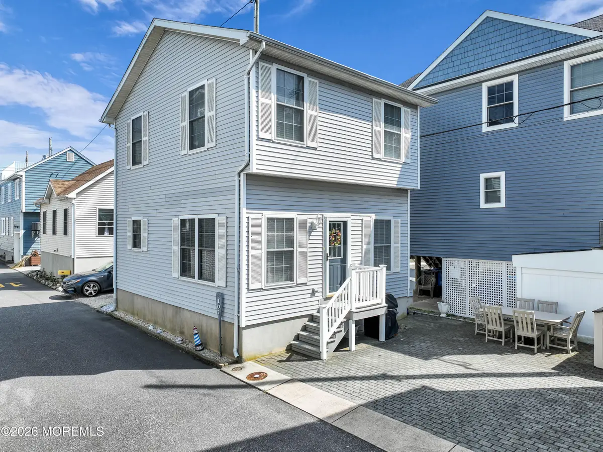 107 Beach Way, Lavallette, NJ 08735 - #1
