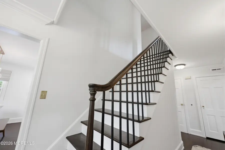 51 Beechwood Drive, Shrewsbury, NJ 07702 - #3