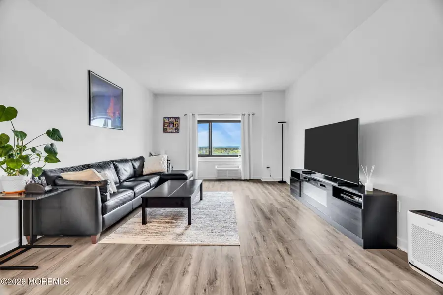 1 Carriage City Plaza #1620, Rahway, NJ 07065 - #3