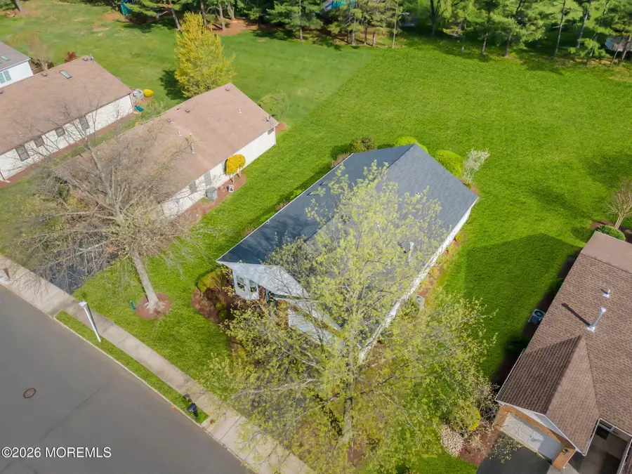 34 Peasley Drive, Marlboro, NJ 07746 - #3